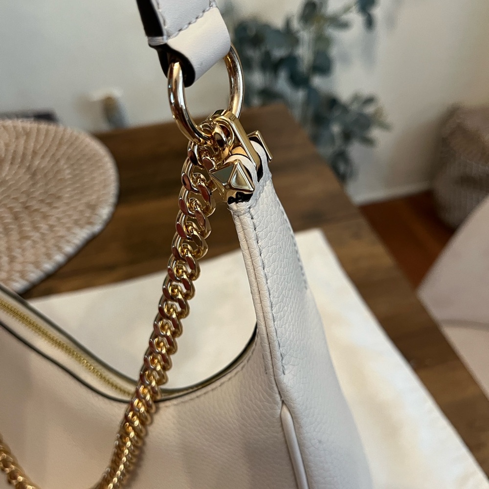 Michael Kors Cream Shoulder Bag with Gold Accent - Picture 13 of 16